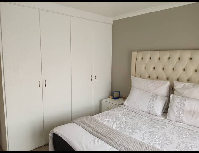 2 BEDROOM APARTMENT FOR SALE IN VAN DYK PARK